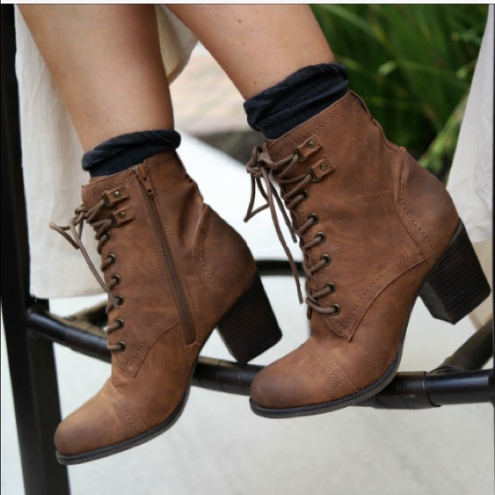 Madden Girl Westmont Lace Up Boots
